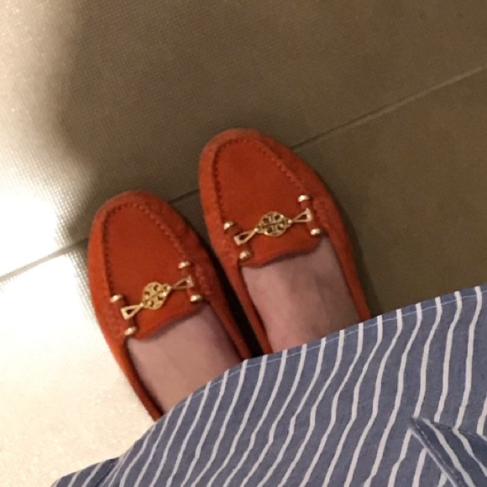 Orange suede TORY BURCH 7.5 drivers gold hardware - Picture 10 of 10